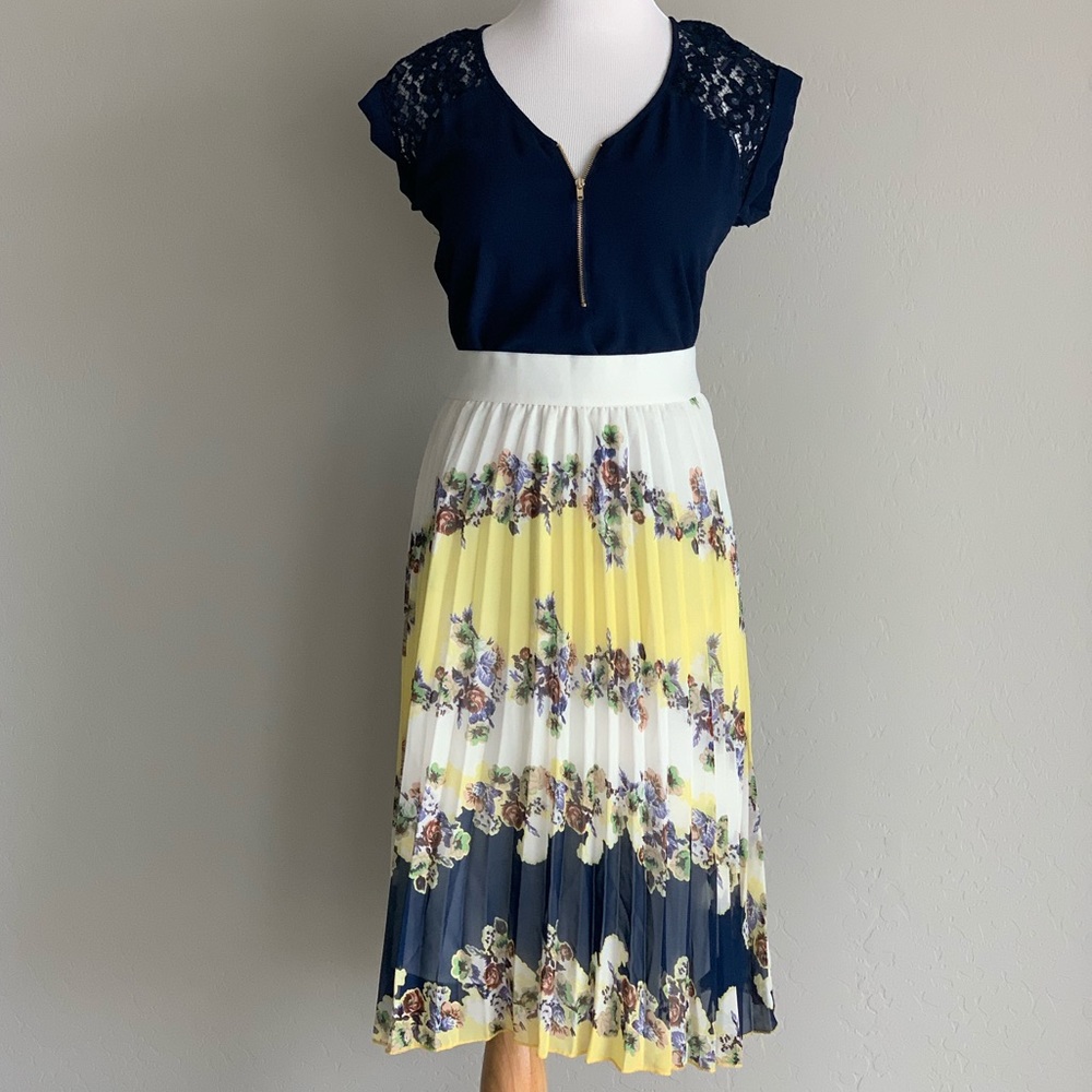Blue and Yellow elastic band floral chiffon skirt